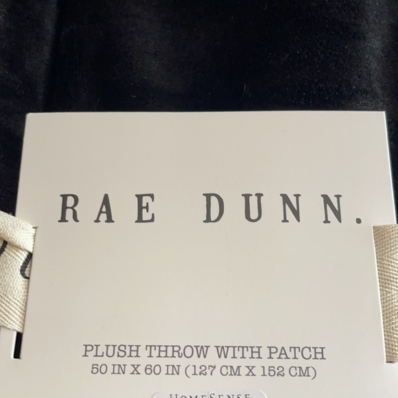 Rae Dunn - BAH HUMBUG! - blanket - Picture 3 of 3